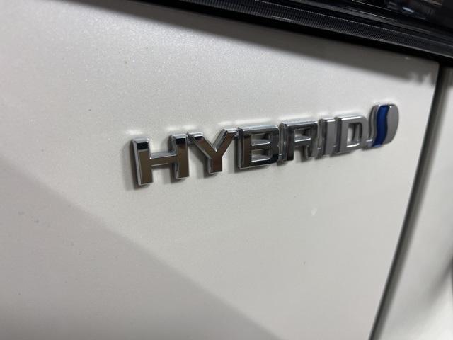 used 2020 Toyota Highlander Hybrid car, priced at $38,499