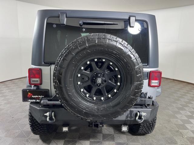used 2015 Jeep Wrangler Unlimited car, priced at $21,999