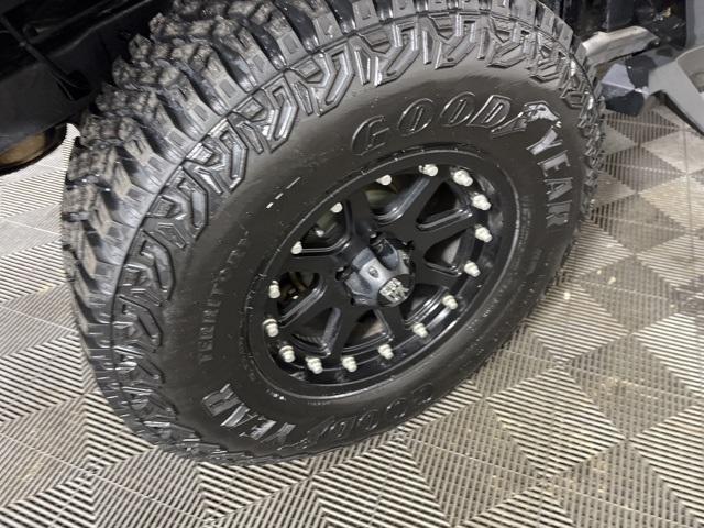 used 2015 Jeep Wrangler Unlimited car, priced at $21,999