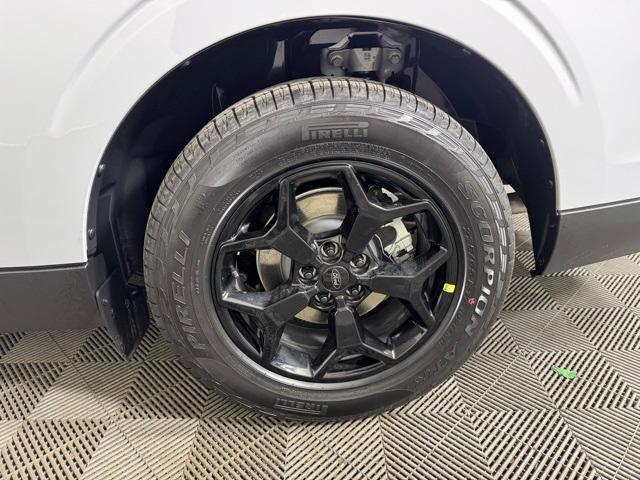 new 2025 Ford Maverick car, priced at $42,007