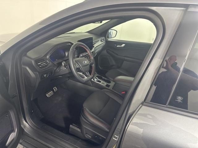 used 2023 Ford Escape car, priced at $28,999