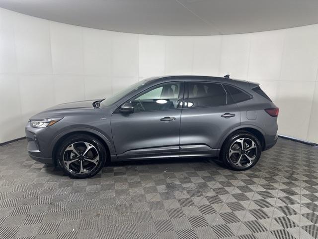 used 2023 Ford Escape car, priced at $28,999