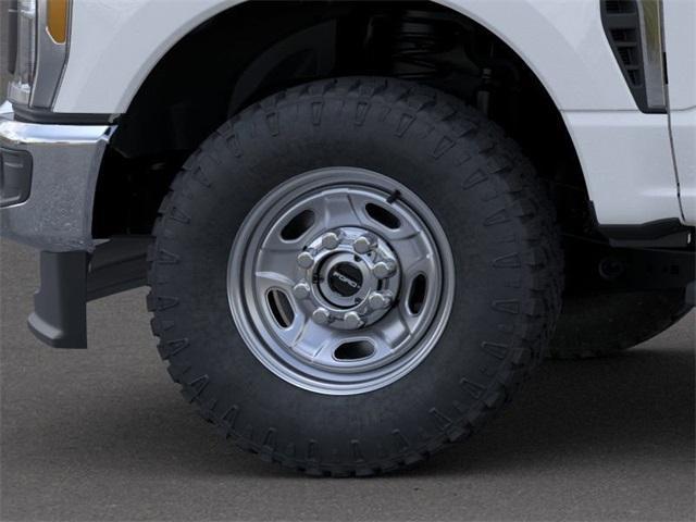new 2025 Ford F-250 car, priced at $51,915