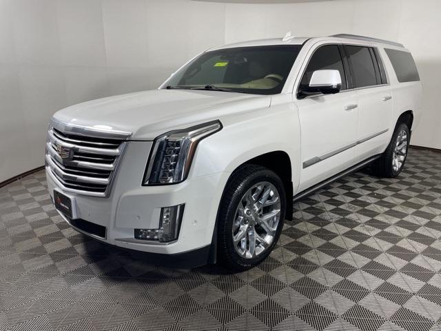 used 2019 Cadillac Escalade ESV car, priced at $27,999