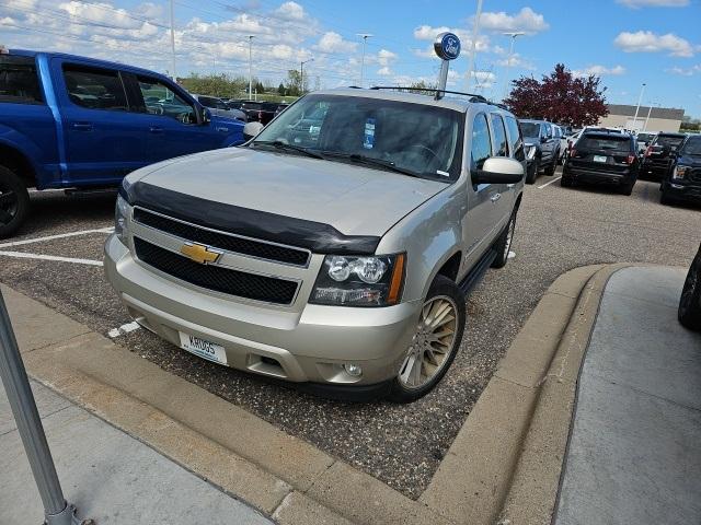 used 2013 Chevrolet Suburban car, priced at $13,999