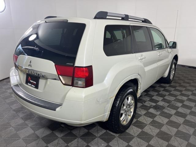 used 2010 Mitsubishi Endeavor car, priced at $3,999