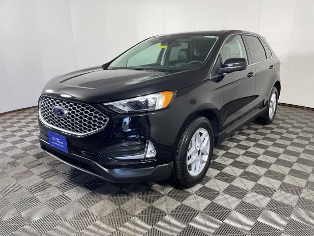used 2024 Ford Edge car, priced at $28,999