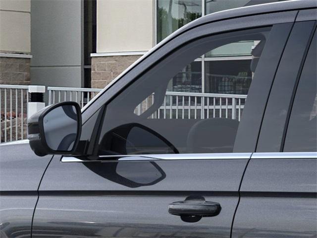 new 2025 Ford Expedition Max car, priced at $72,118