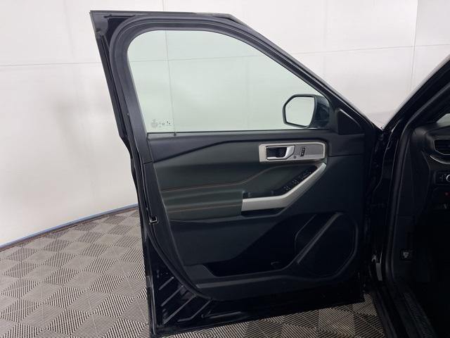 used 2023 Ford Explorer car, priced at $37,211