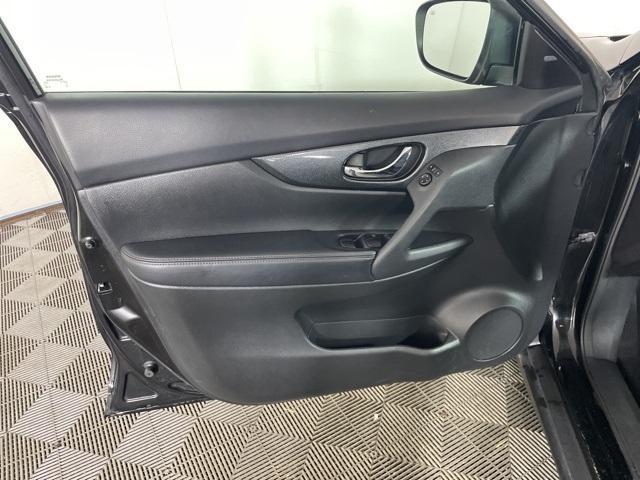 used 2015 Nissan Rogue car, priced at $13,999
