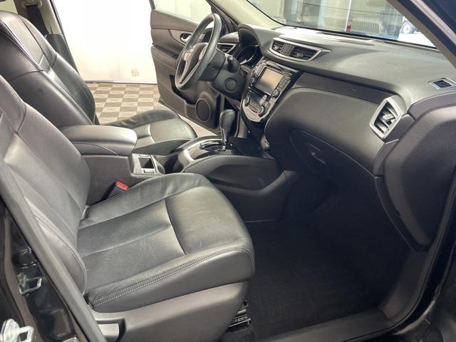 used 2015 Nissan Rogue car, priced at $13,999