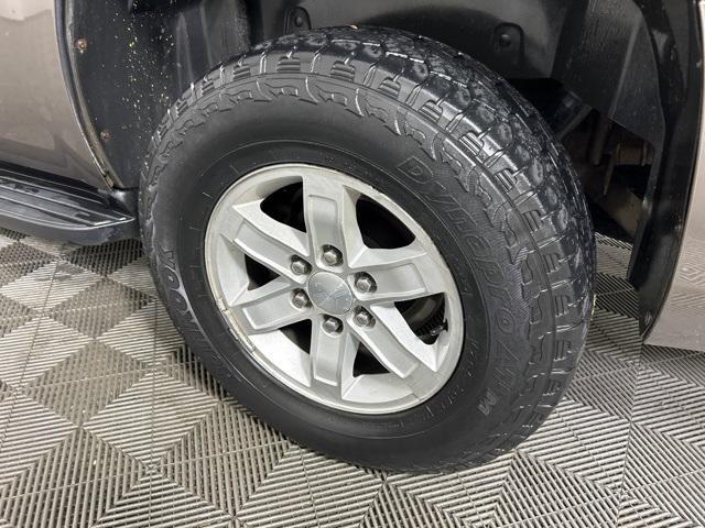 used 2012 GMC Yukon car, priced at $11,999