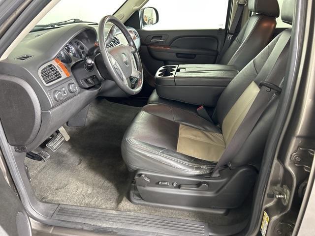 used 2012 GMC Yukon car, priced at $11,999