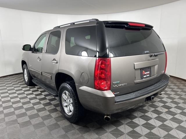 used 2012 GMC Yukon car, priced at $11,999