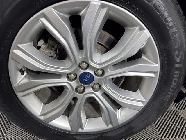 used 2022 Ford Edge car, priced at $30,999