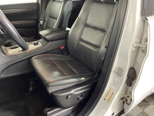 used 2015 Jeep Grand Cherokee car, priced at $13,181