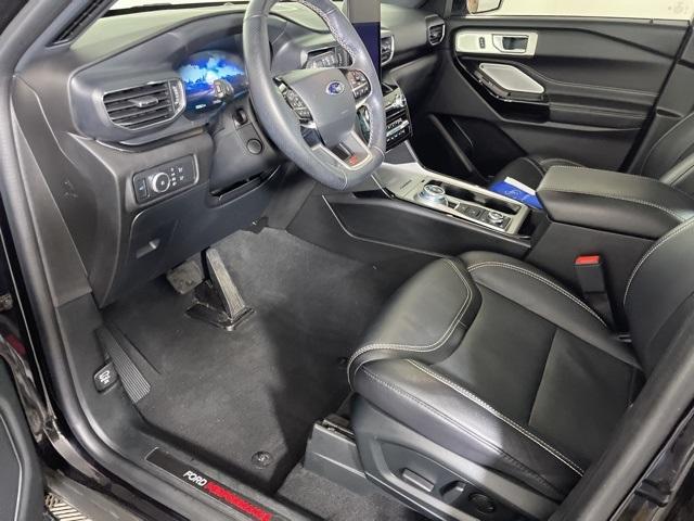 used 2022 Ford Explorer car, priced at $38,999