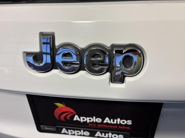 used 2016 Jeep Grand Cherokee car