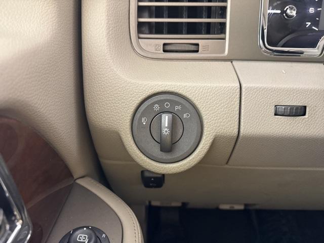 used 2013 Lincoln Navigator car, priced at $8,999