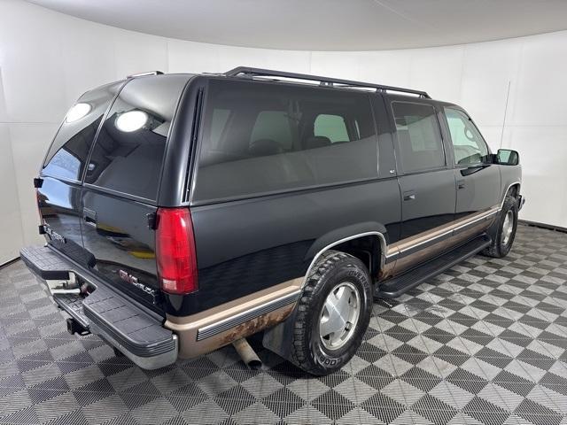 used 1997 GMC Suburban car, priced at $5,999