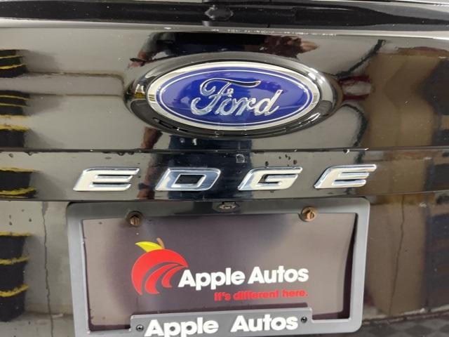 used 2022 Ford Edge car, priced at $34,999