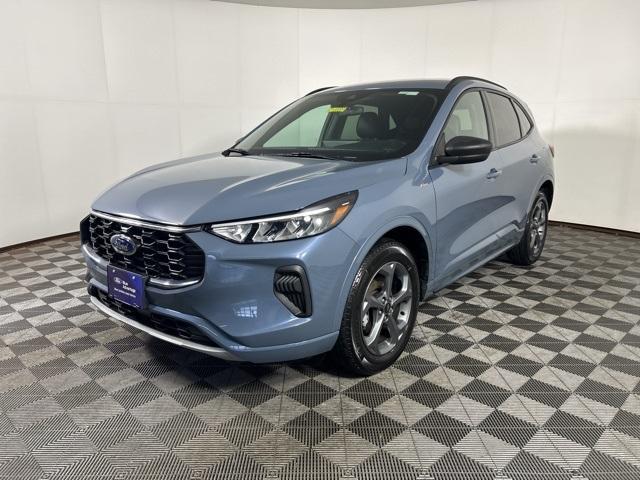 used 2023 Ford Escape car, priced at $24,999