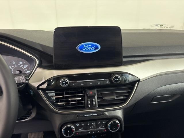 used 2022 Ford Escape car, priced at $24,999
