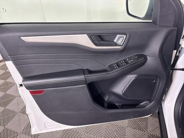 used 2022 Ford Escape car, priced at $24,999