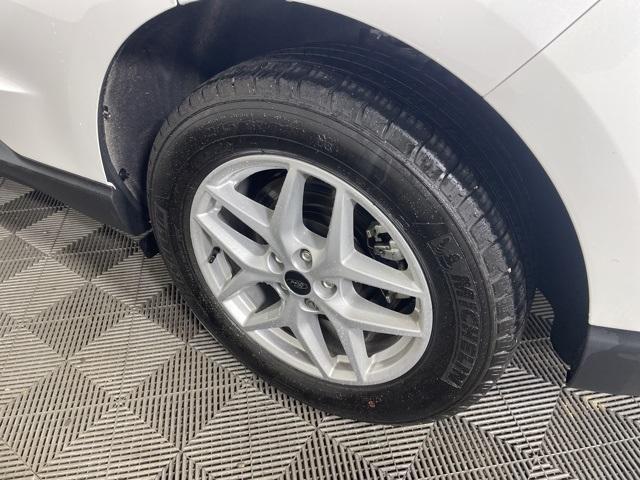 used 2023 Ford Edge car, priced at $29,999