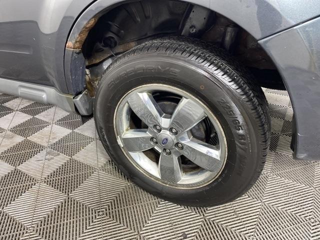 used 2009 Ford Escape car, priced at $5,999