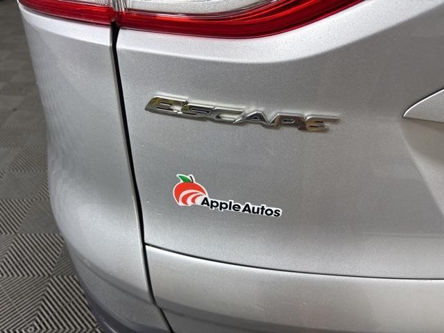 used 2013 Ford Escape car, priced at $7,999