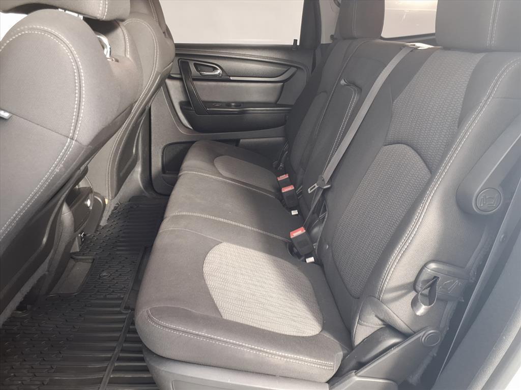 used 2015 Chevrolet Traverse car, priced at $8,586