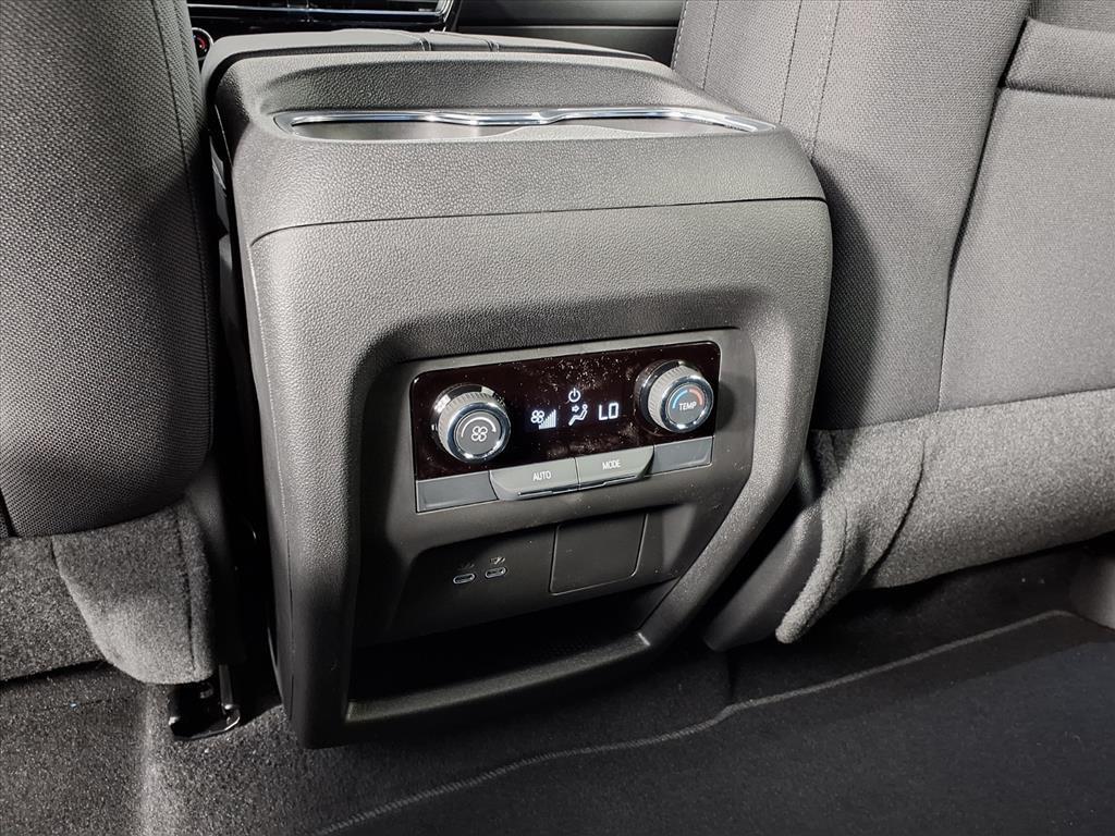 new 2026 Chevrolet Traverse car, priced at $45,985