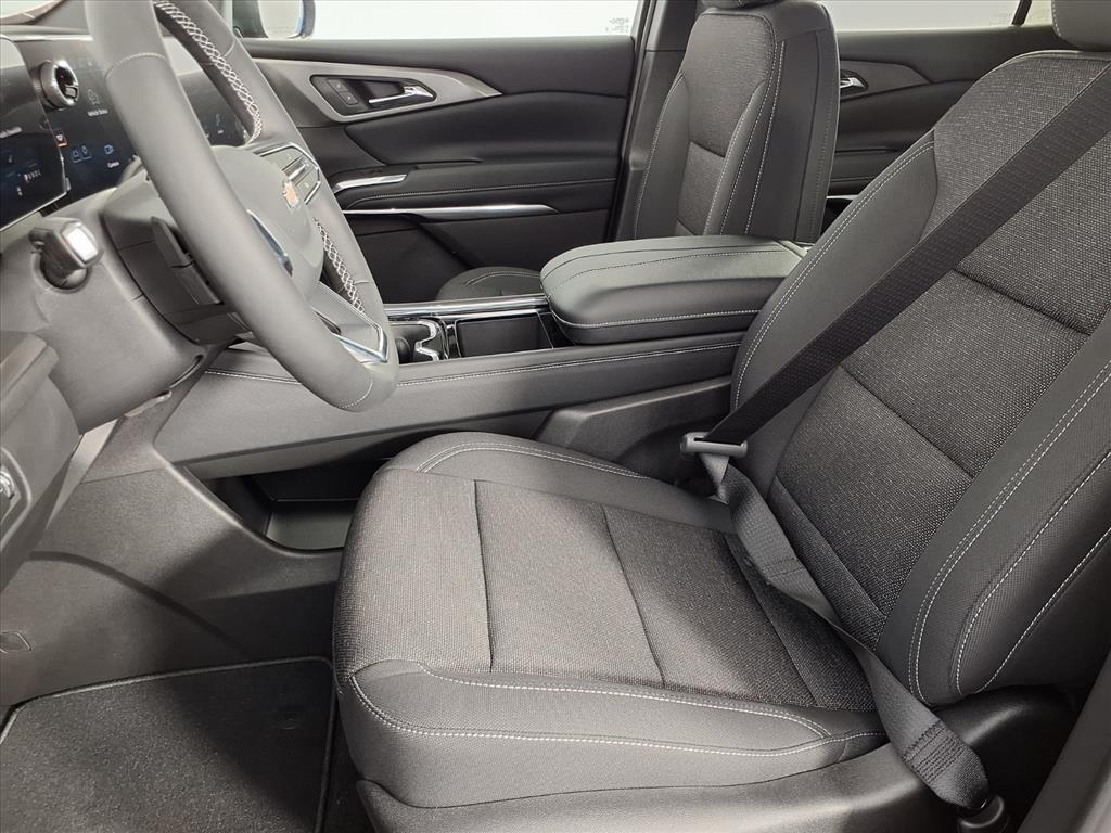 new 2026 Chevrolet Traverse car, priced at $45,985