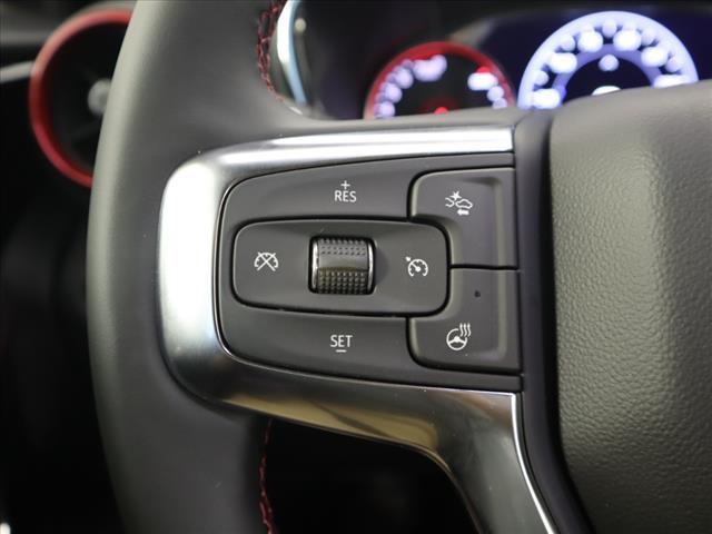 new 2025 Chevrolet Blazer car, priced at $40,020
