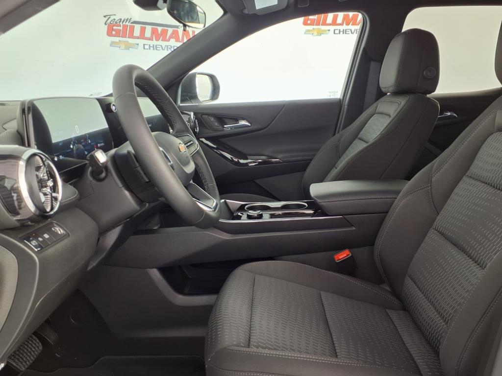 new 2026 Chevrolet Equinox car, priced at $28,661