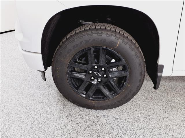 new 2025 Chevrolet Silverado 1500 car, priced at $53,915