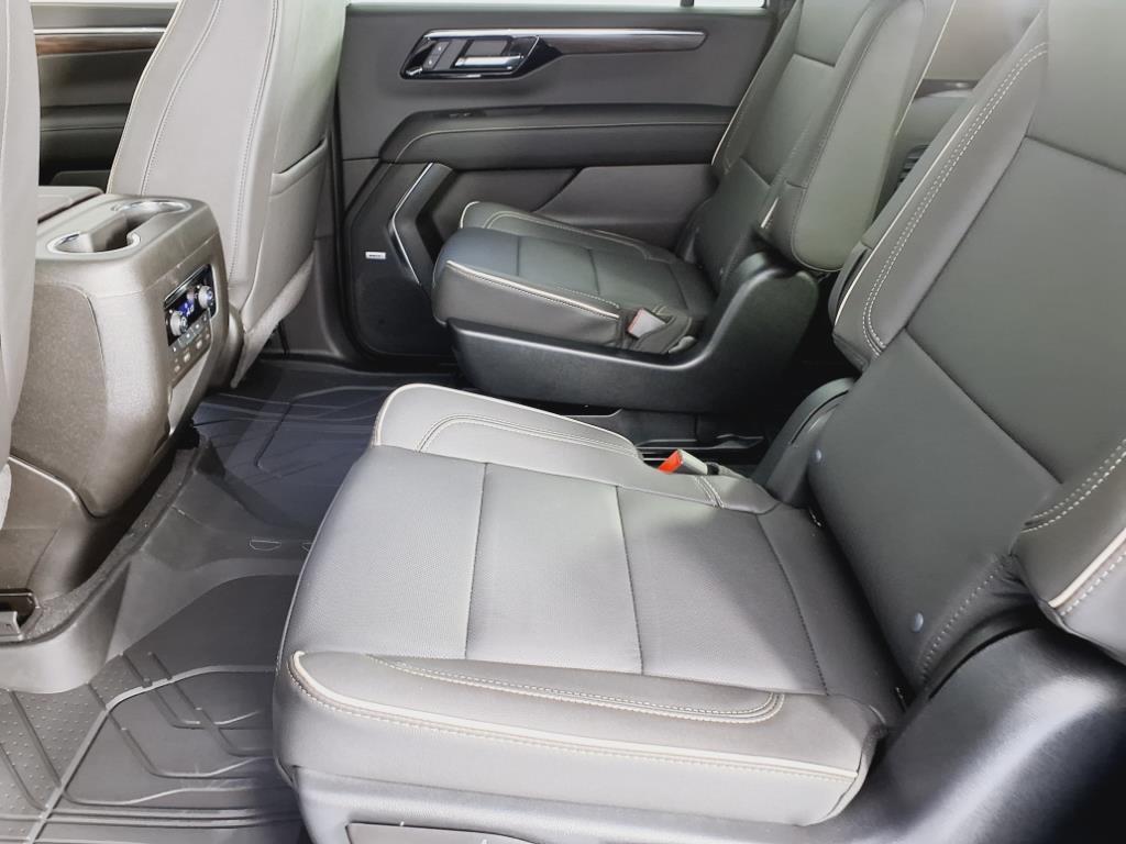 new 2025 Chevrolet Suburban car, priced at $80,842
