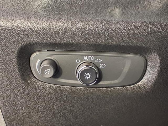 used 2023 Chevrolet Traverse car, priced at $39,955