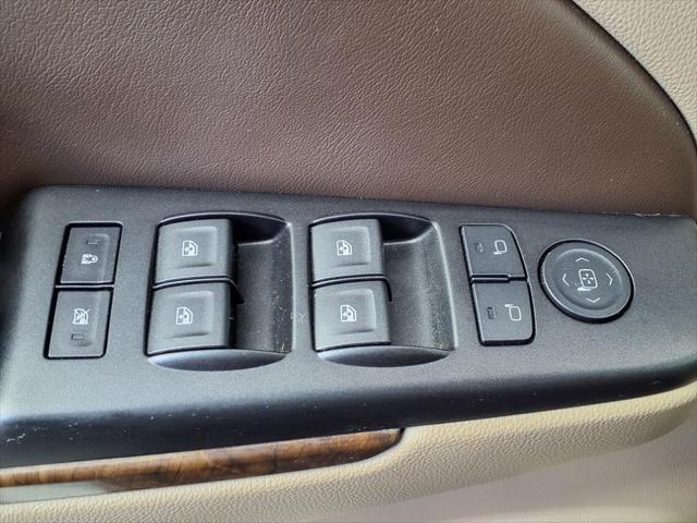 used 2015 Chevrolet Suburban car, priced at $21,204