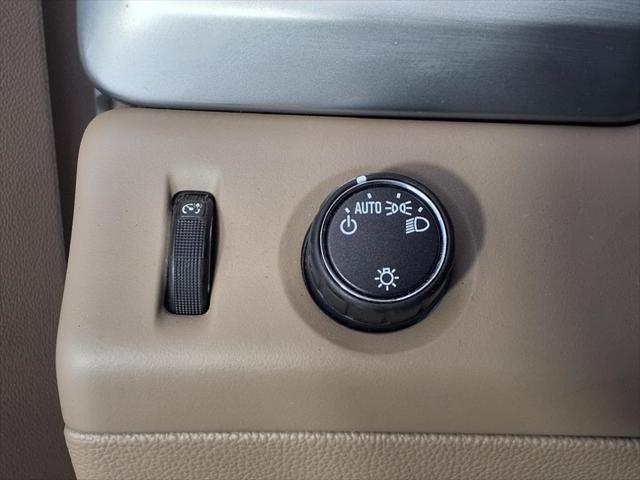 used 2015 Chevrolet Suburban car, priced at $21,204