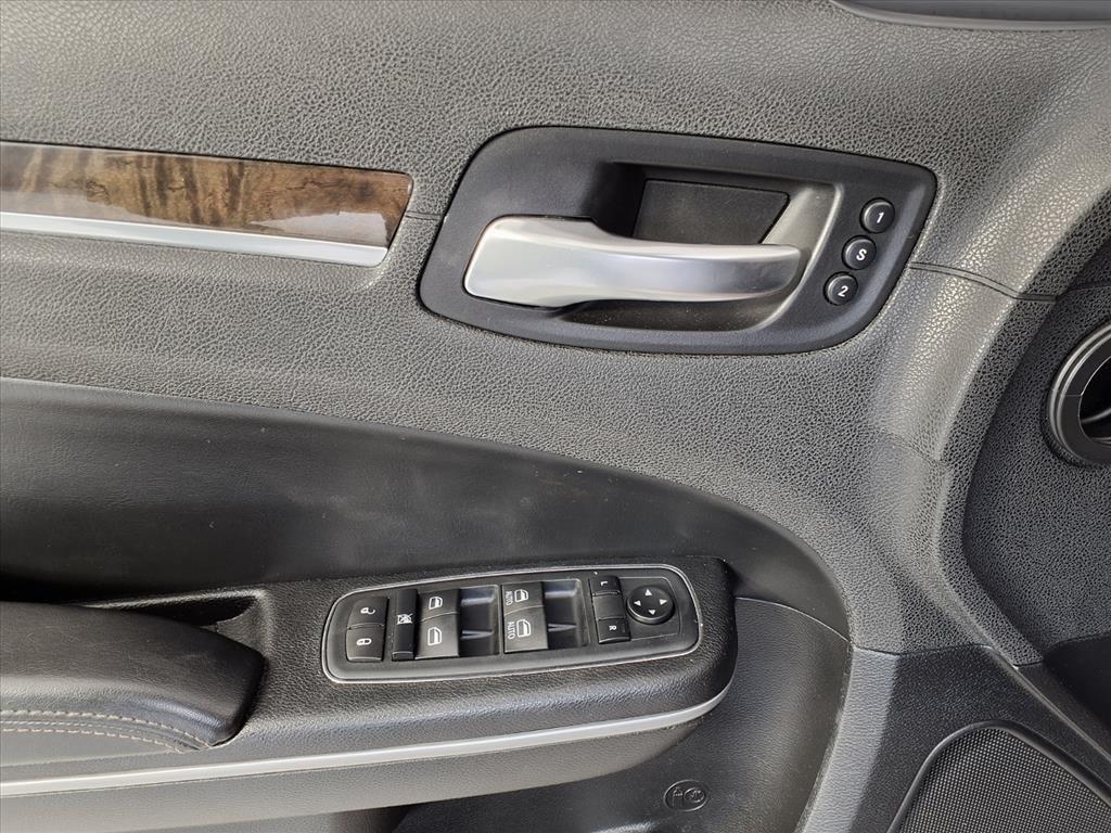 used 2019 Chrysler 300 car, priced at $15,488