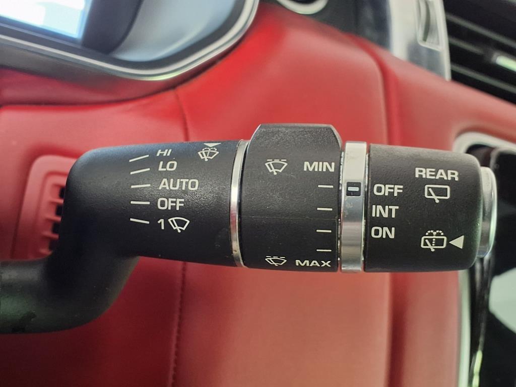 used 2021 Land Rover Range Rover Sport car, priced at $32,488