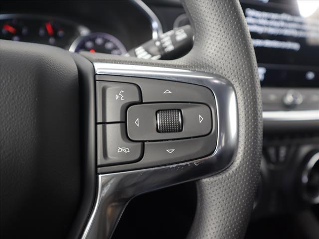 new 2025 Chevrolet Blazer car, priced at $31,230