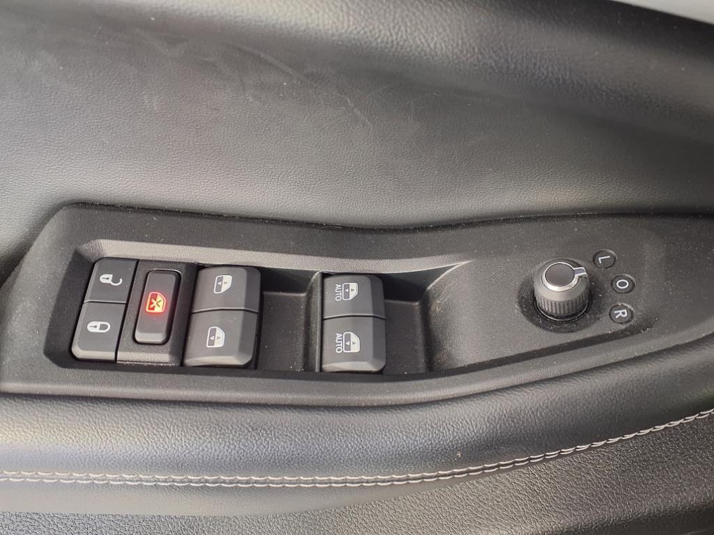used 2023 Jeep Grand Cherokee car, priced at $32,337