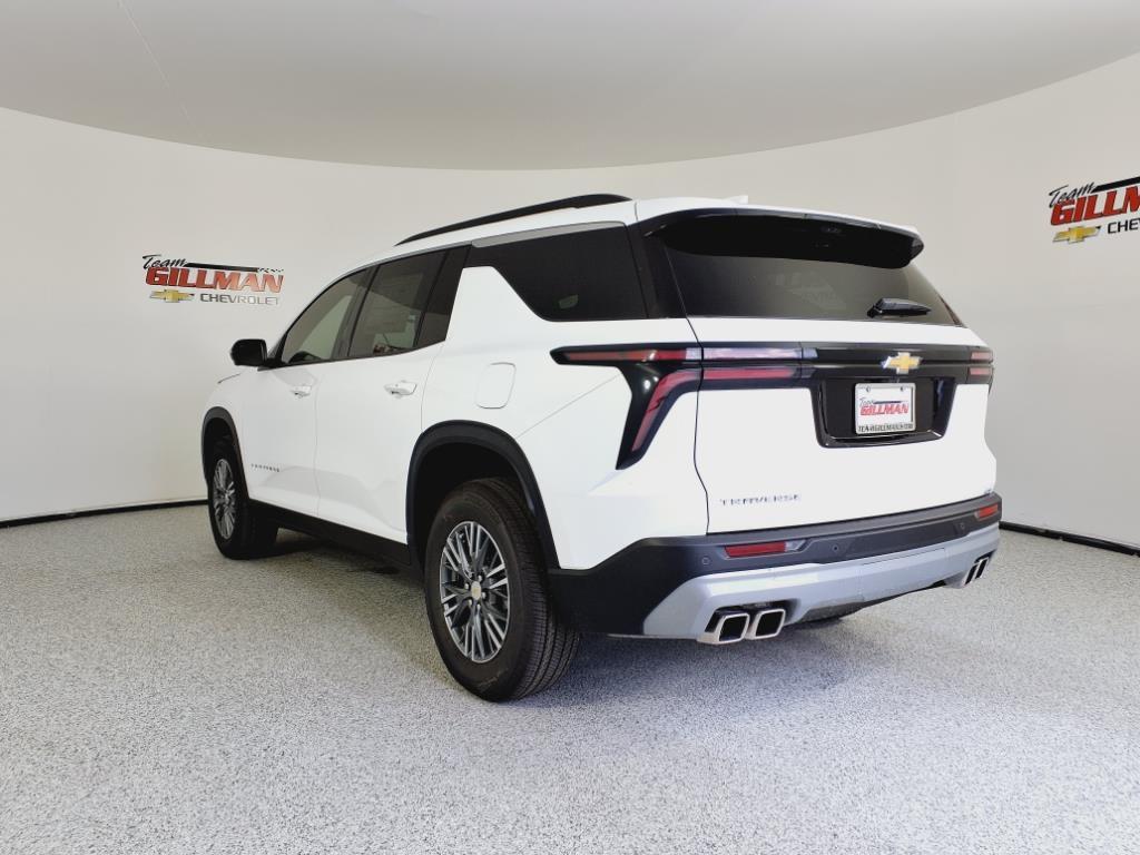 new 2026 Chevrolet Traverse car, priced at $42,420