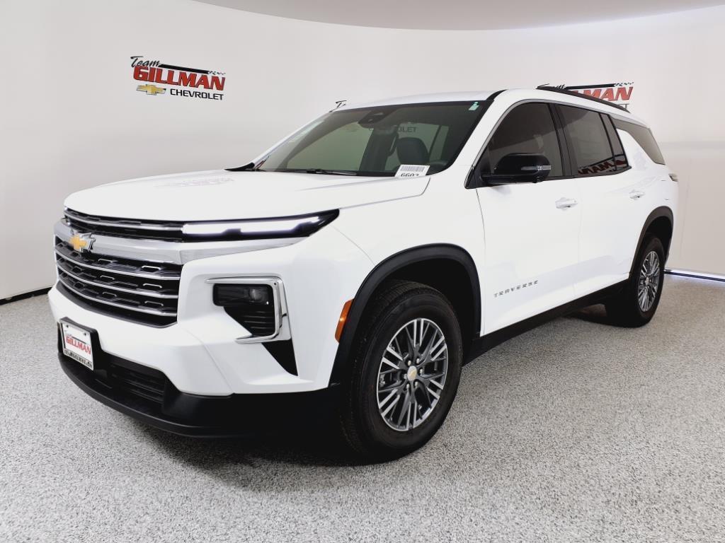 new 2026 Chevrolet Traverse car, priced at $42,420
