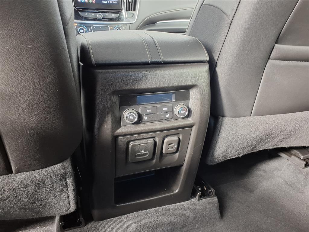 used 2023 Chevrolet Traverse car, priced at $37,718