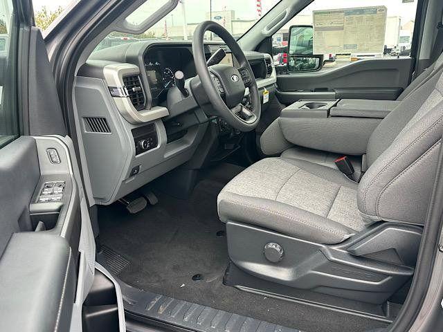 new 2025 Ford F-250 car, priced at $59,900