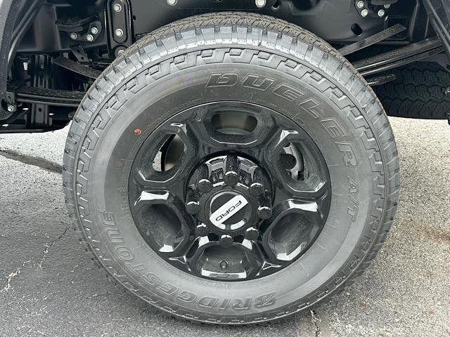 new 2025 Ford F-250 car, priced at $59,900